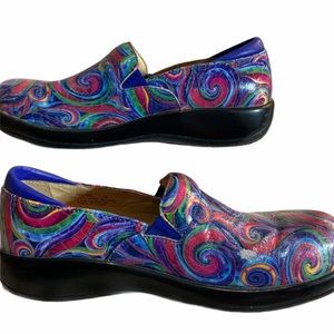 ALEGRIA Sz8.5 rainbow swirl leather slip on